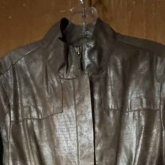 Shiny Leather look - Picture 2 of 7